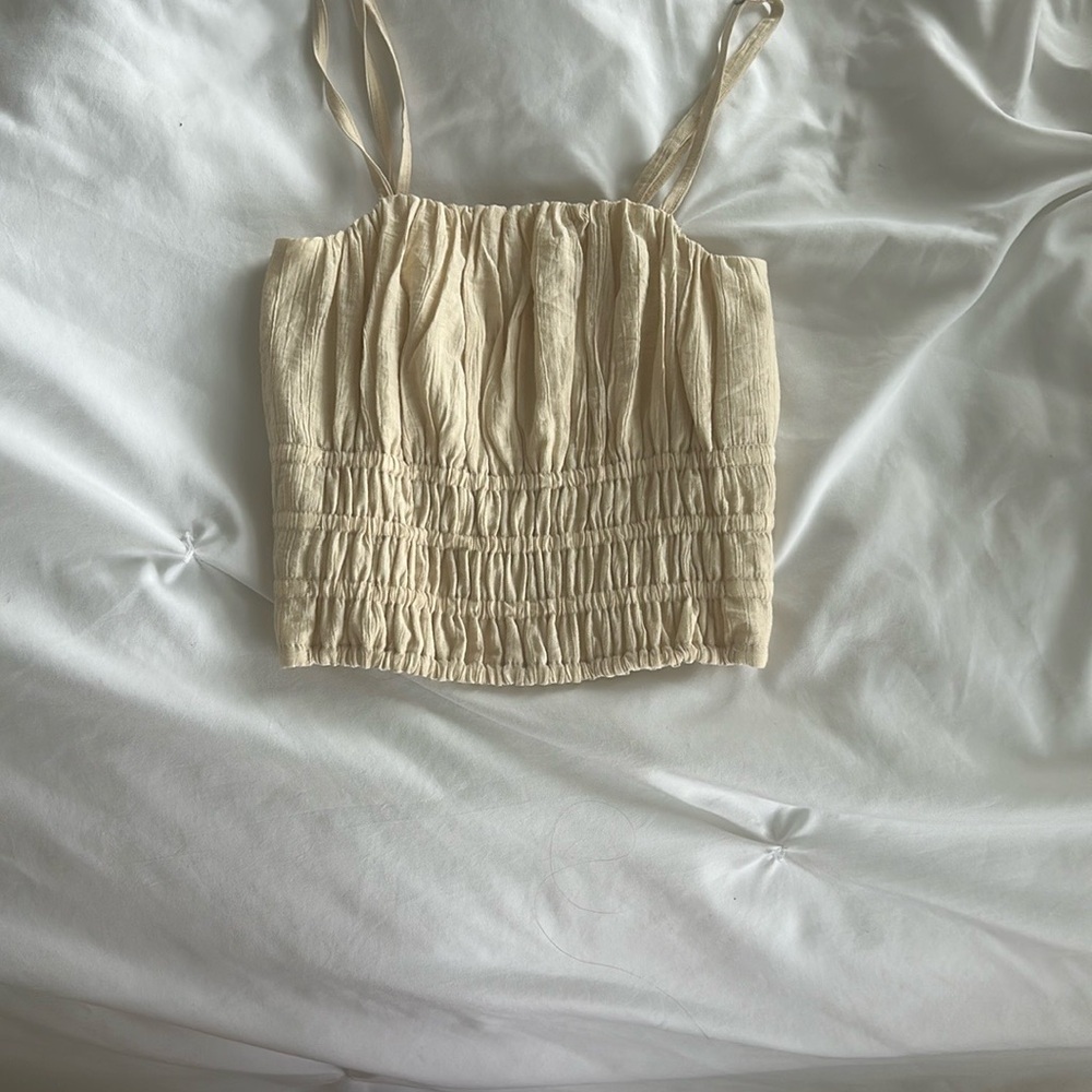 Abercrombie Ruched Crop Tank - Picture 2 of 4